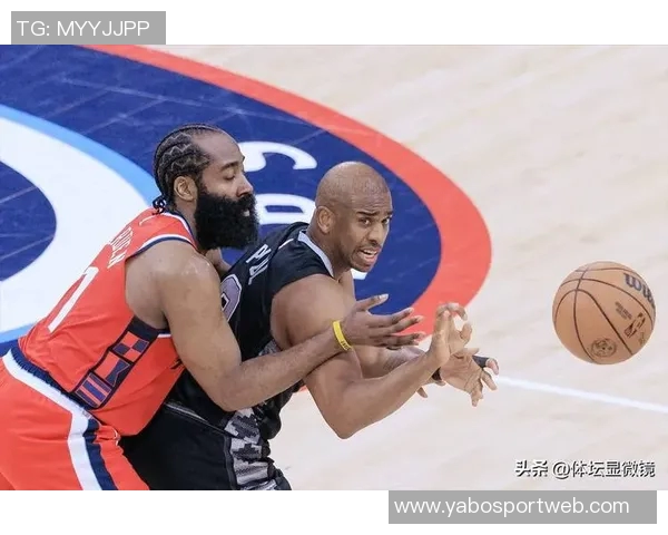 科林斯解析小卡与哈登的领导力表现场内外积极发声引领球队